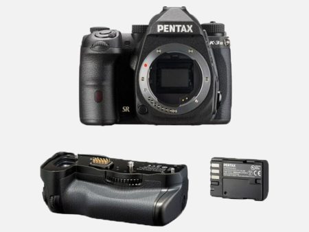 PENTAX K-3 III EUROPEAN Kit * (black body + D-GB8 + D-LI190) For Sale